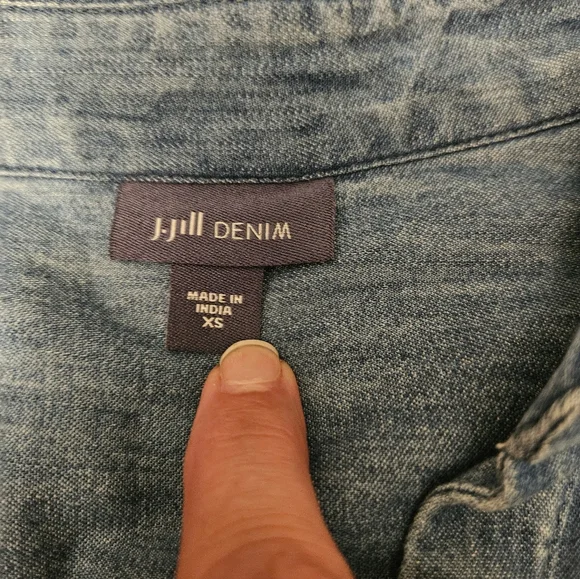 J Jill denim top - Picture 4 of 9